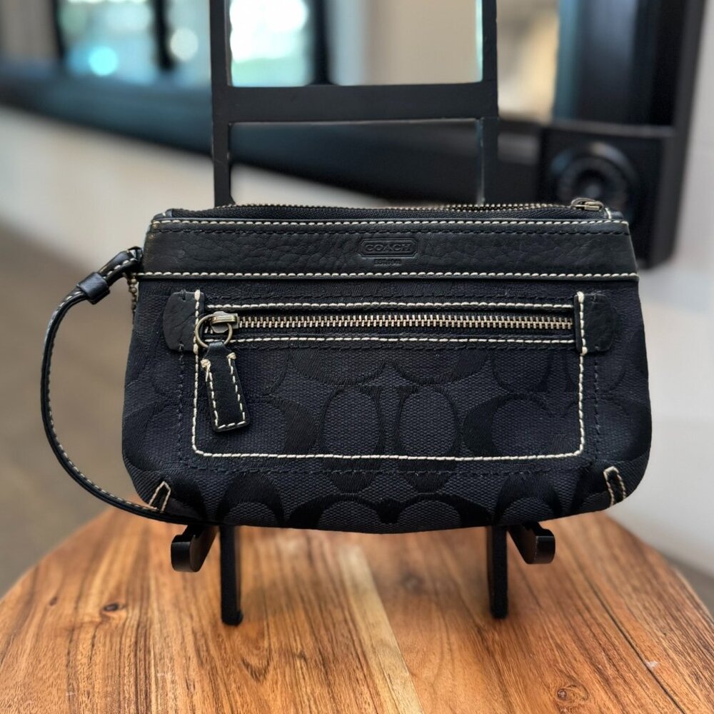 Coach Signature C Black Jacquard Wristlet Clutch — Detachable Strap, Zip-Top - Picture 2 of 9